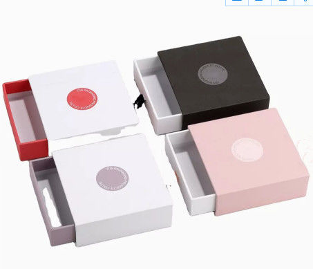 Caixa de presente do papel do verniz de Pantone Ring Jewelry Packaging Box Kraft