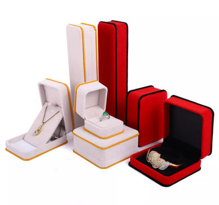 Guarda-joias ISO9001 de veludo do OEM Ring Necklace Packaging Box Pink