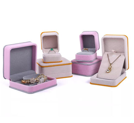 Guarda-joias ISO9001 de veludo do OEM Ring Necklace Packaging Box Pink