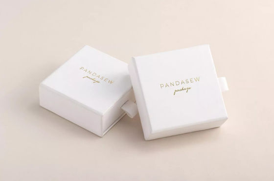 Papel de empacotamento do cartão de Deboss da caixa da joia do bracelete de PandaSew